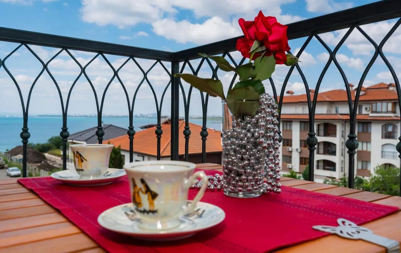 Bayview Deluxe Apartment 30 Burgas