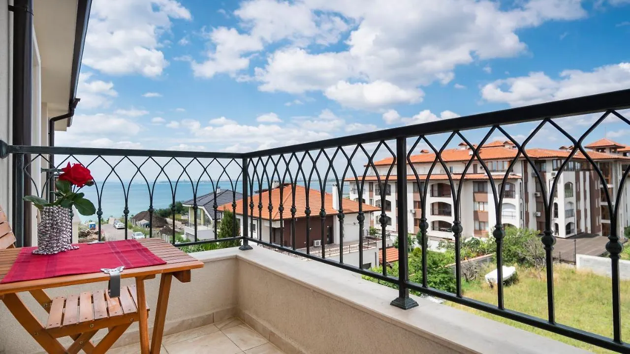 Bayview Deluxe Apartment 30 Burgas