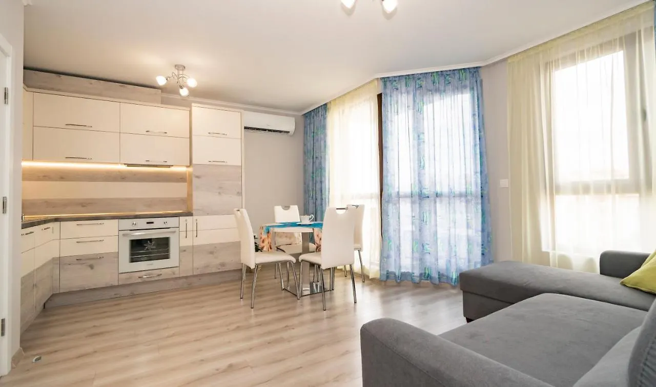 Bayview Deluxe Apartment 30 Burgas